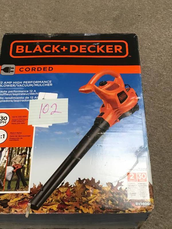 lot 102 image: BLACKDECKER 230 MPH 385 CFM 12-Amp Corded Electric 3-in-1 Handheld Leaf BlowerVacuumMulcher  used in working condition