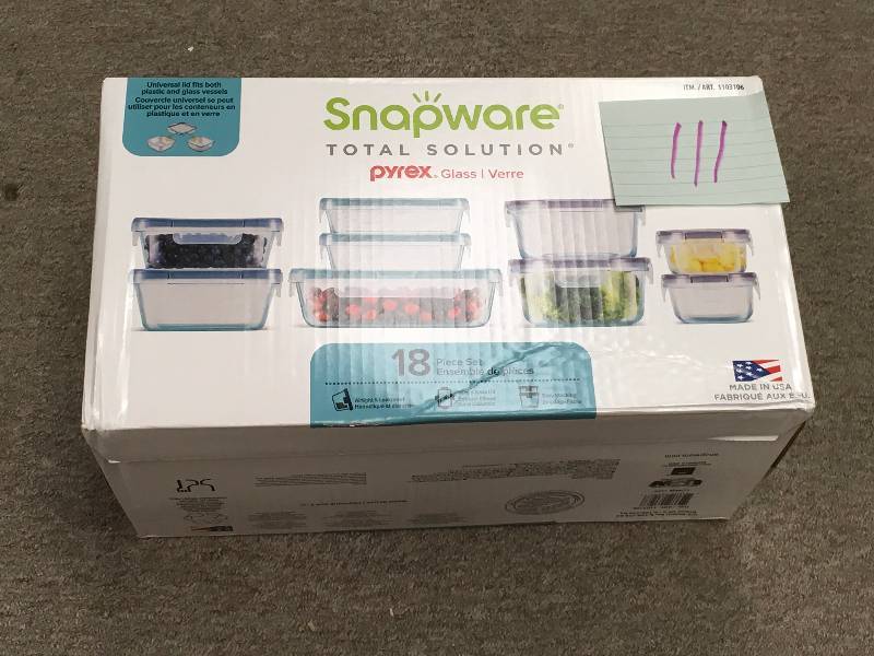 lot 111 image: Snapware 18-piece Pyrex Glass Food Storage Set new