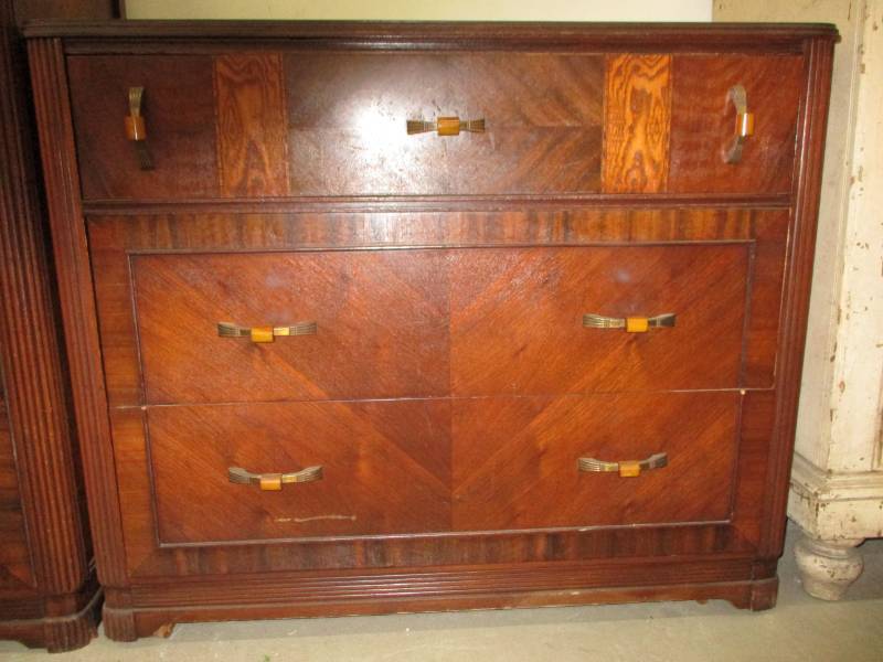 Beautiful Antique Dresser 3 Drawers with bacalite handles