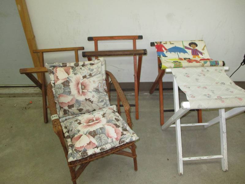 Various foldable chairs and little whicker chair
