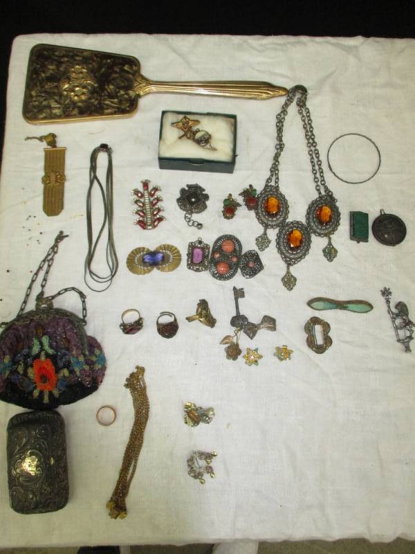 Vintage Jewelry