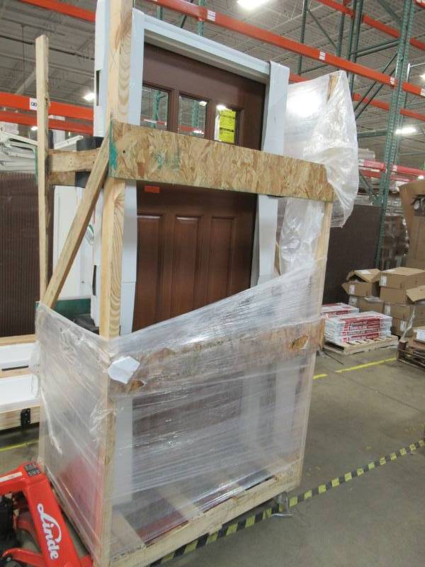 lot 93 image: Steves & Sons 36 in. x 80 in. x 4 916 in. Craftsman 6 Lite Stained Mahogany Wood Prehung Front Door