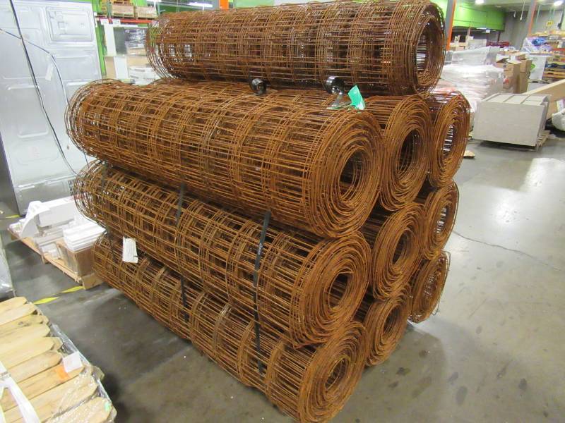 lot 102 image: Steel Wire Remesh 10 Rolls, each roll is 5-ft x 150-ft Model 05042