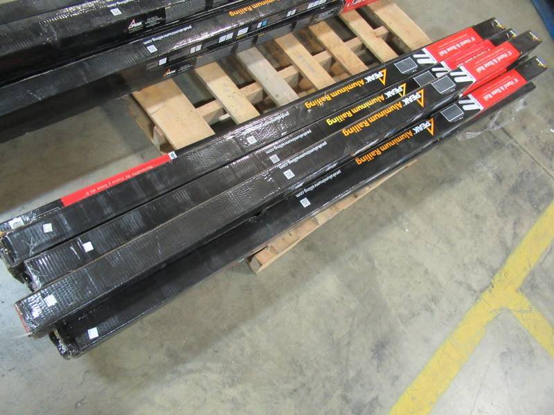 lot 137 image: 10 Cases of Peak Aluminum Railing 6 ft. Aluminum Hand and Base Rail in White, Model 50110