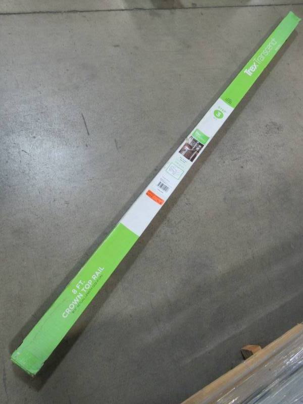 lot 151 image: 1 Case (1Case) of Trex Transcend 8 Crown Top Rail, Classic White, WTCROWNTR08