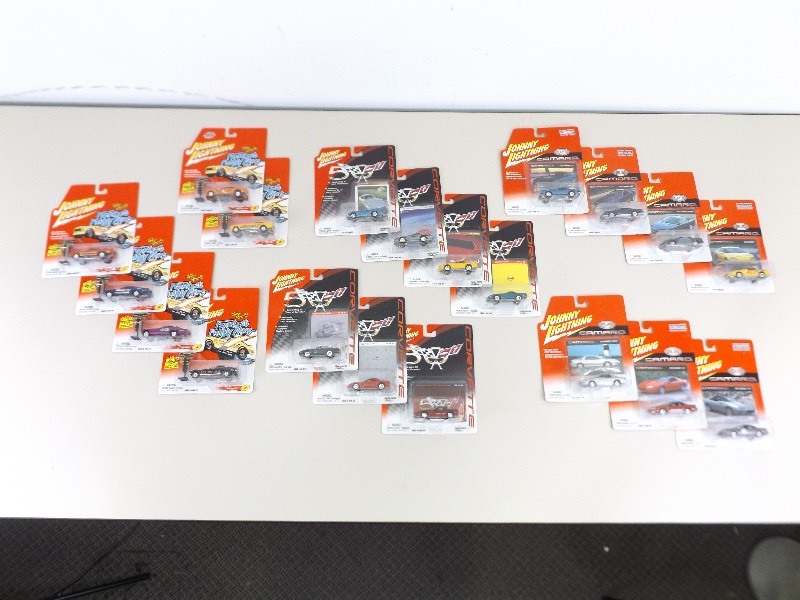 20 NEW Johnny Lightning Corvette, Camaro, and Drag Car Sets