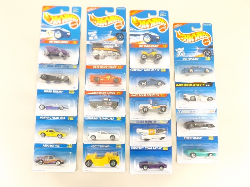 19 NEW 1996 Hot Wheels