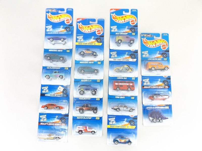 18 NEW 1997 Hot Wheels