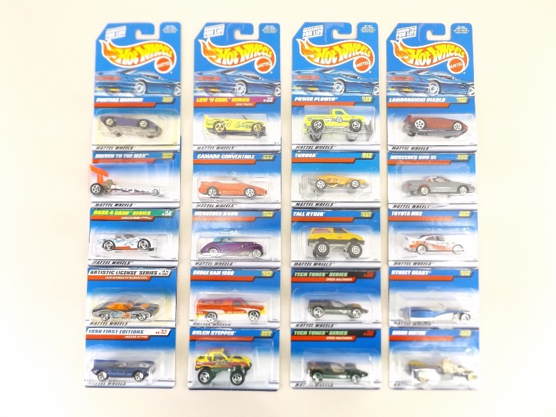 20 NEW 1998 Hot Wheels