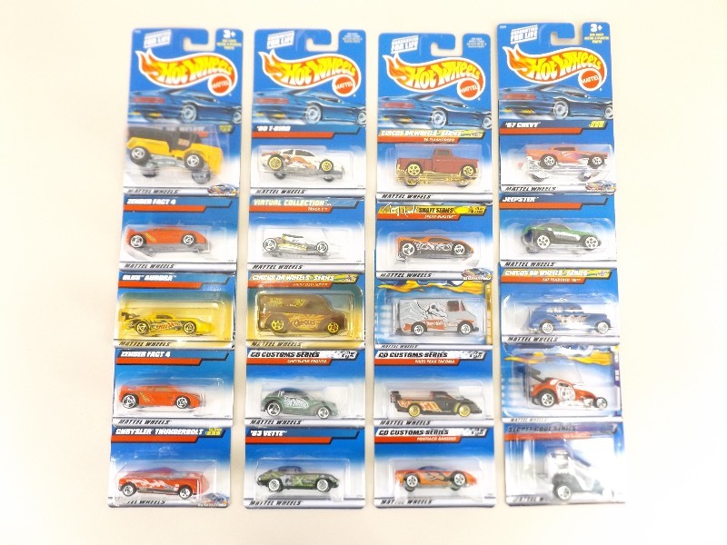 20 NEW 2000 Hot Wheels