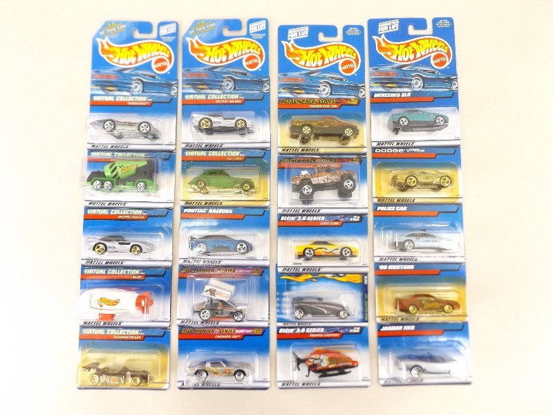 20 NEW 2000 Hot Wheels