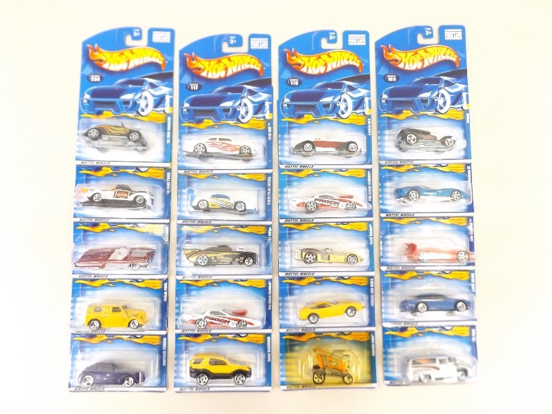 20 NEW 2001 Hot Wheels