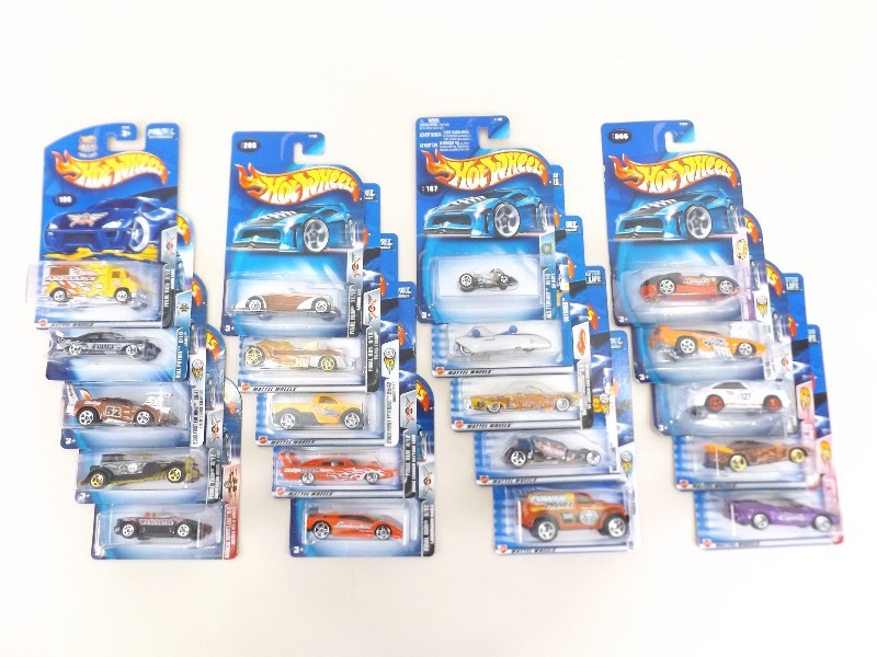 20 NEW 2003 Hot Wheels