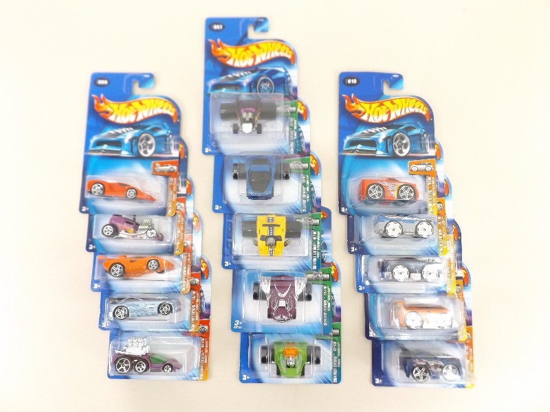 15 NEW 2004 Hot Wheels First Editions
