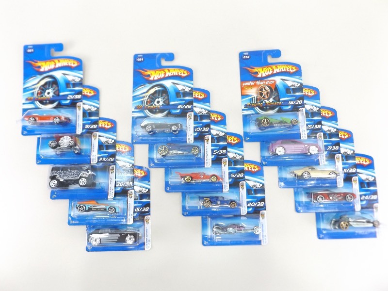15 NEW 2006 Hot Wheels First Editions