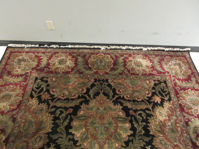 lot 235 image: ROOM SIZE ORIENTAL RUG
