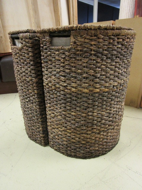 WICKER HAMPERS
