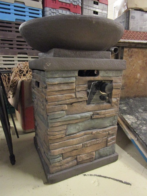 OUTDOOR COLUMN FIRE PIT