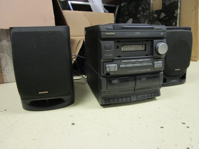 CDCASSETE STEREO SYSTEM