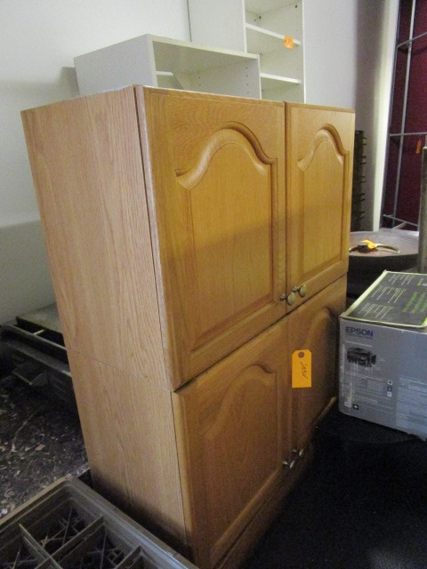 LAMINATE WOOD CABINETS
