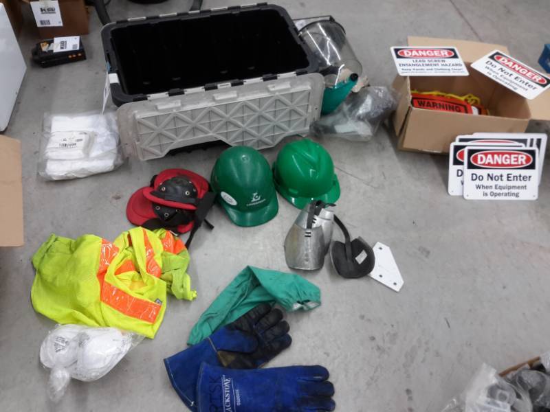 lot 71 image: Lot of Saftey Equipment Hard Hats, Knee Pads, Vests, Signs, Please See Close-Ups