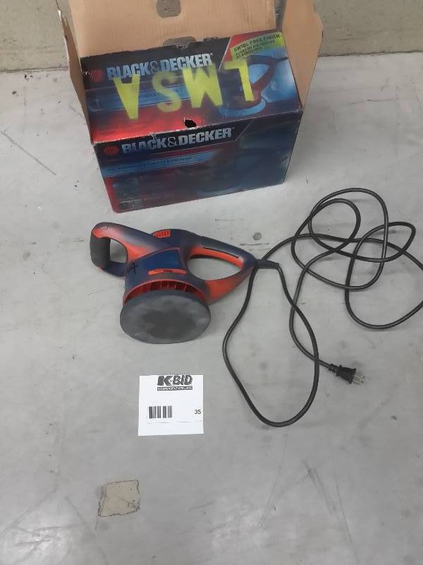 lot 35 image: Black & Decker 6 Random Orbit Waxer & Polisher