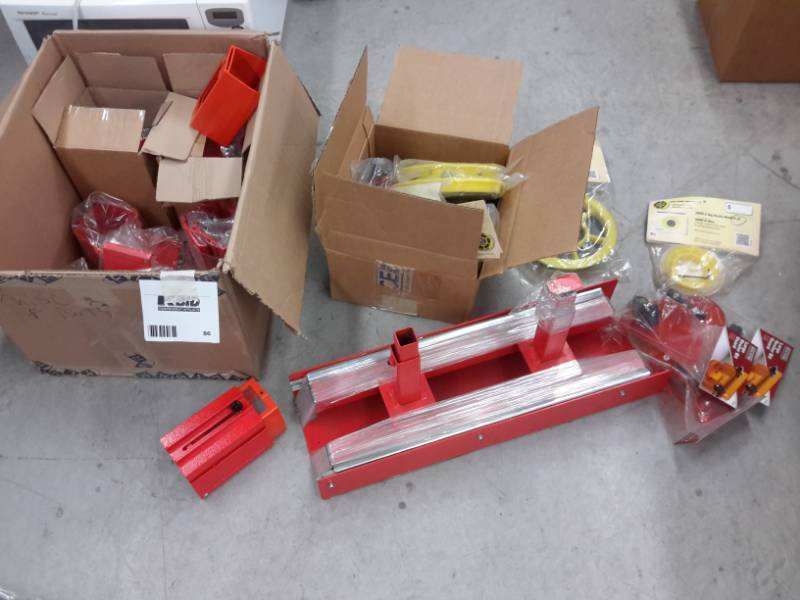 lot 86 image: Lot of Miscellaneous Hardware, Casings, Sliders, Please See Close-Ups