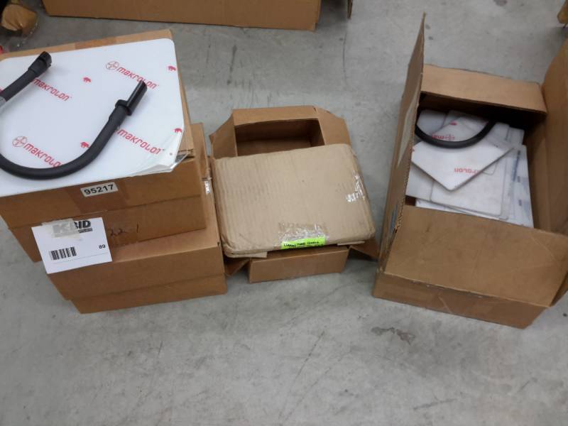 lot 89 image: Lot of Screen Guards with Flexible Arms