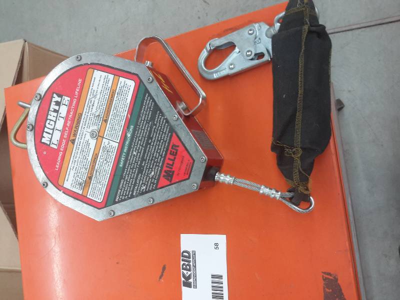 lot 58 image: Mighty Lite, Leading Edge Self-Retracting Lifeline