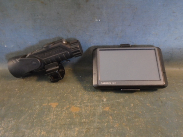 lot 22 image: Garmin and Flashlight