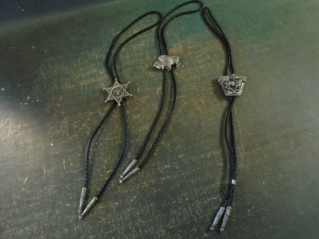 lot 50 image: Pewter EJC Bolo Ties