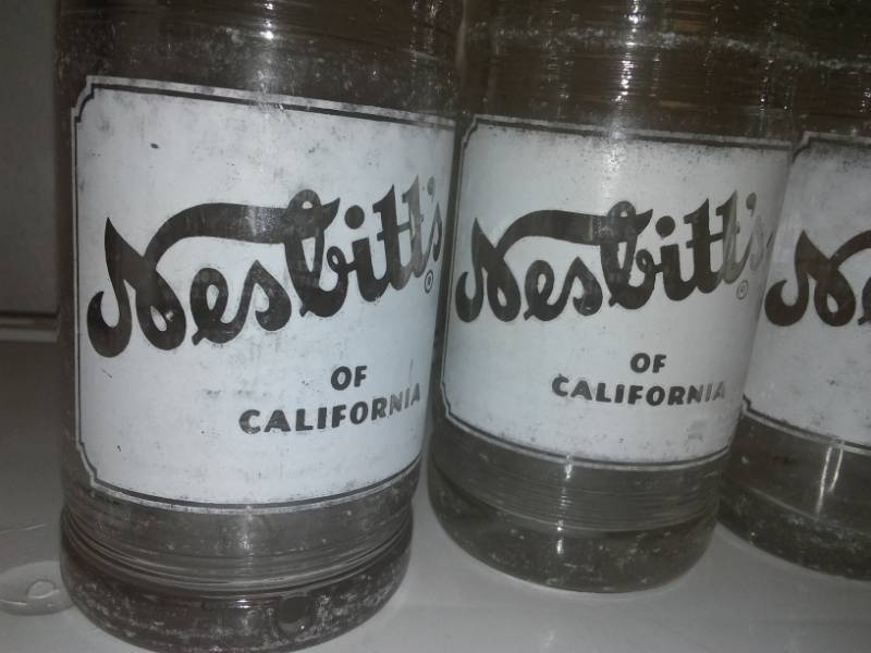 lot 19 image: 6 Nesbitt of California bottles. Nesbit Fruit Products of California.