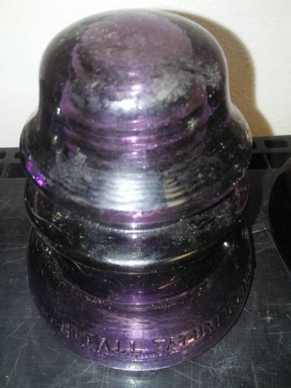 lot 85 image: 8 insulators, some rare.