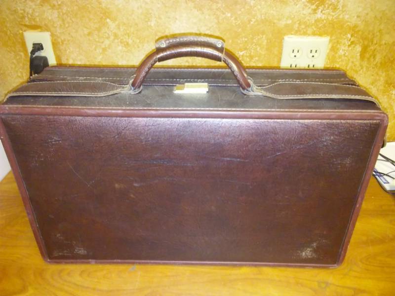lot 110 image: Hartman luggage suitcase. Excellent condition