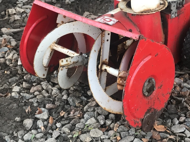 lot 15 image: Craftsman Two-Stage Snow Blower
