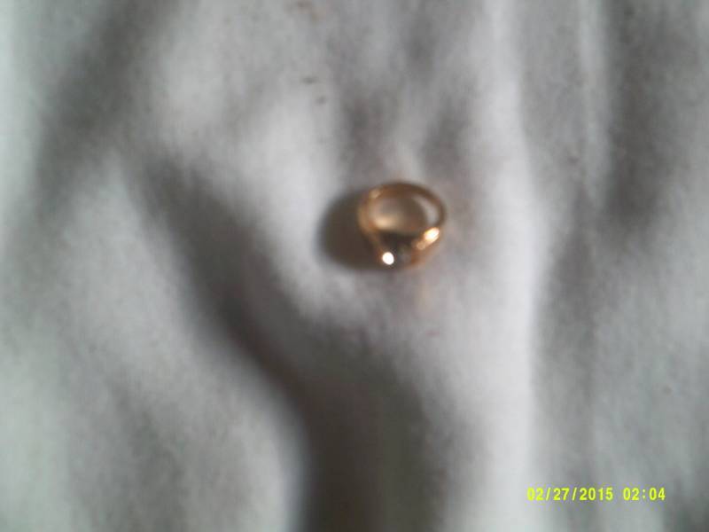 sz 6 gold and diamond ring