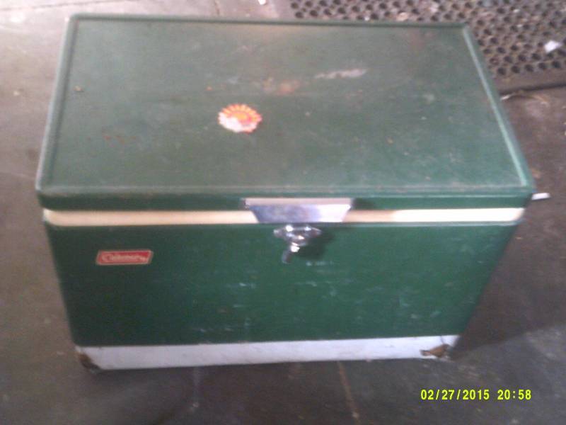 VINTAGE METAL COLEMAN COOLER