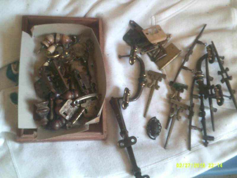 VINTAGE METALWARE