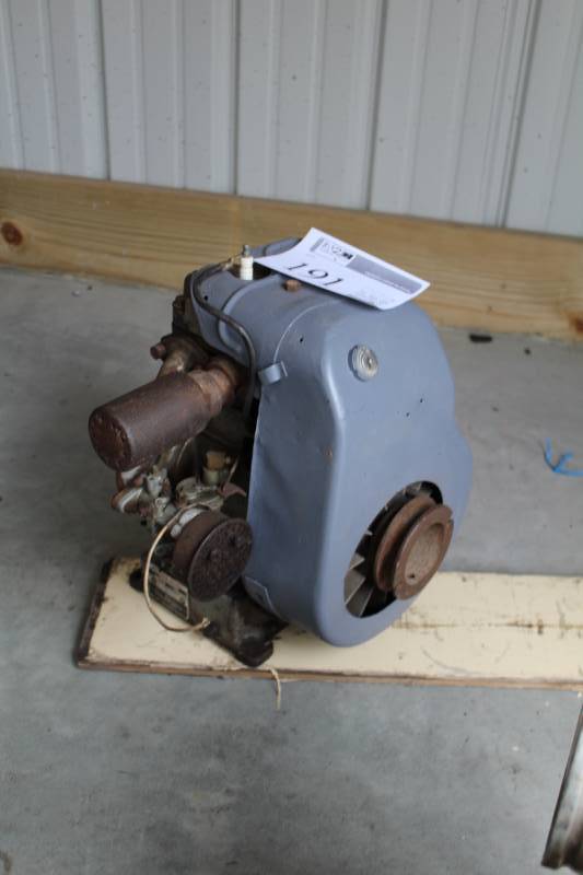 Cushman Husky Motor | New Ulm Vintage Cushmans & Parts Sale | K-BID