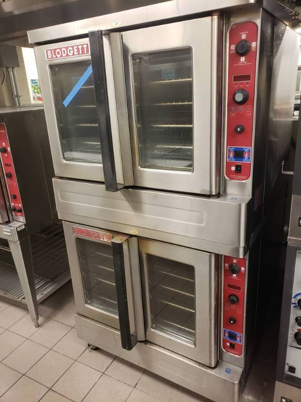 lot 8 image: Double Stack Convection Oven
