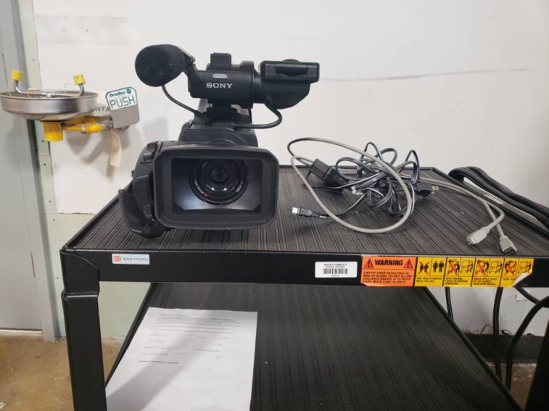 lot 48 image: Sony HD Camcorder