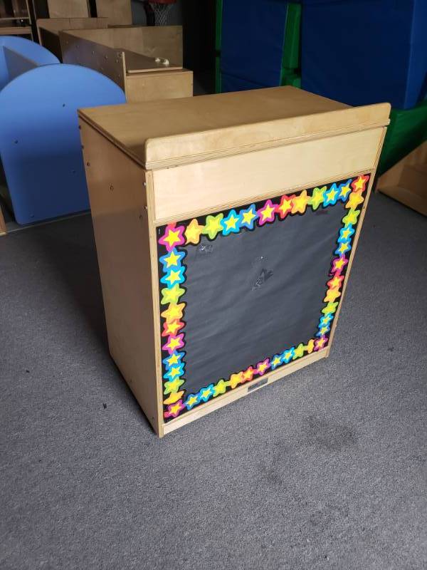 lot 51 image: Big Book Storage Cubbie