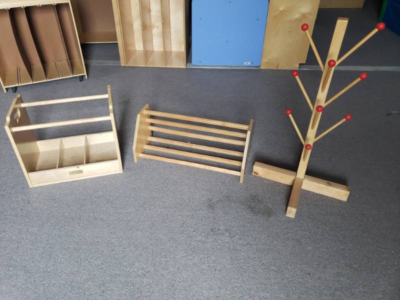 lot 53 image: Kids Play Furniture