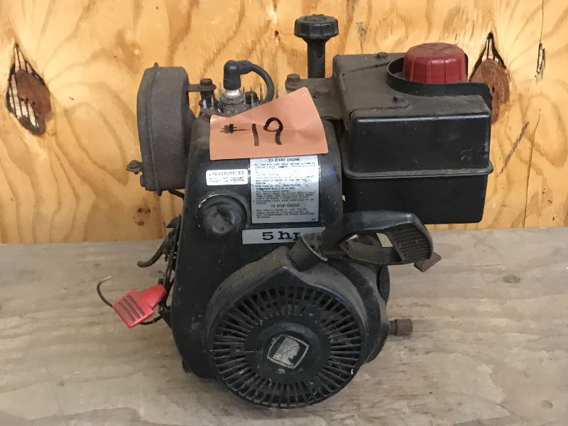 lot 19 image: Tecumseh 5HP Engine