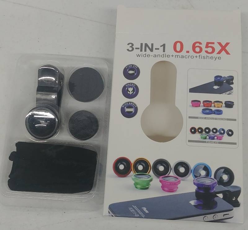 lot 52 image: 3-in-1 wide-angle  macro  fisheye Universal Clip Lens - un-opened in retail package like-new cond.