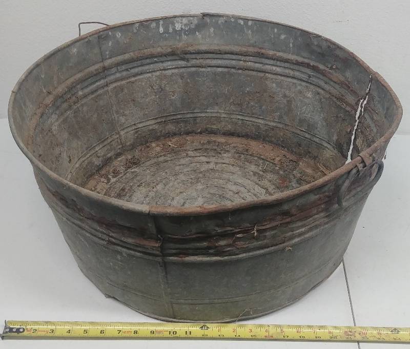 lot 57 image: Vintage Farm Bucket Barrel