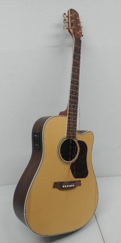 lot 80 image: Walden Acoustic Elec Guitar