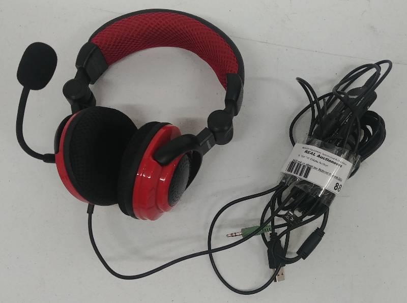 lot 88 image: Dream Gear Gaming Headset - Tested as working