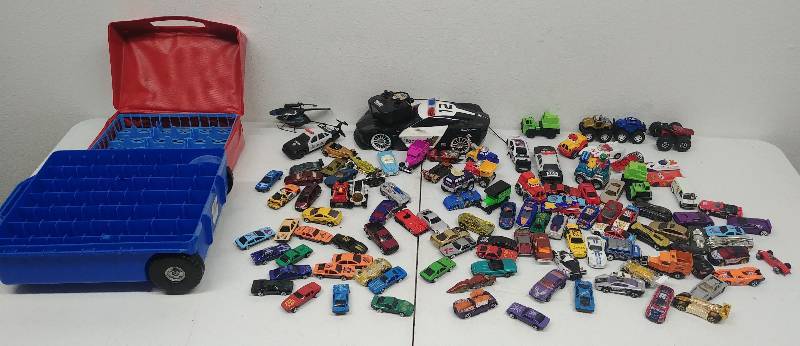 lot 114 image: HUGE Collection of Matchbox and other cars