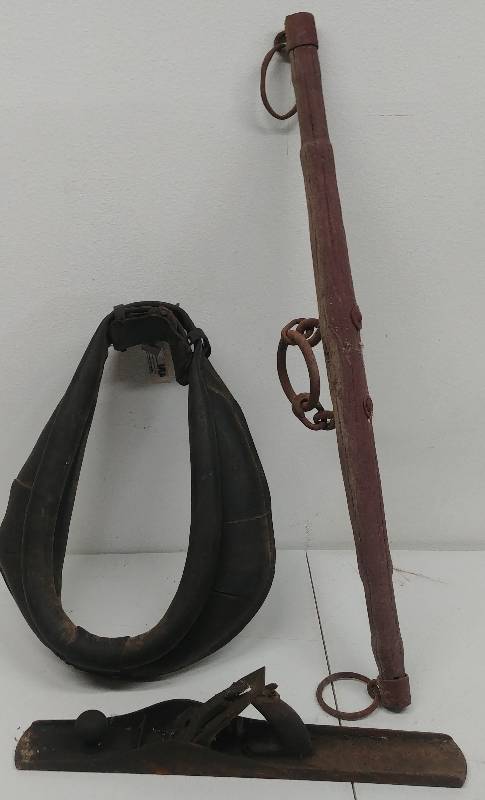 lot 138 image: Farm Antique Chic